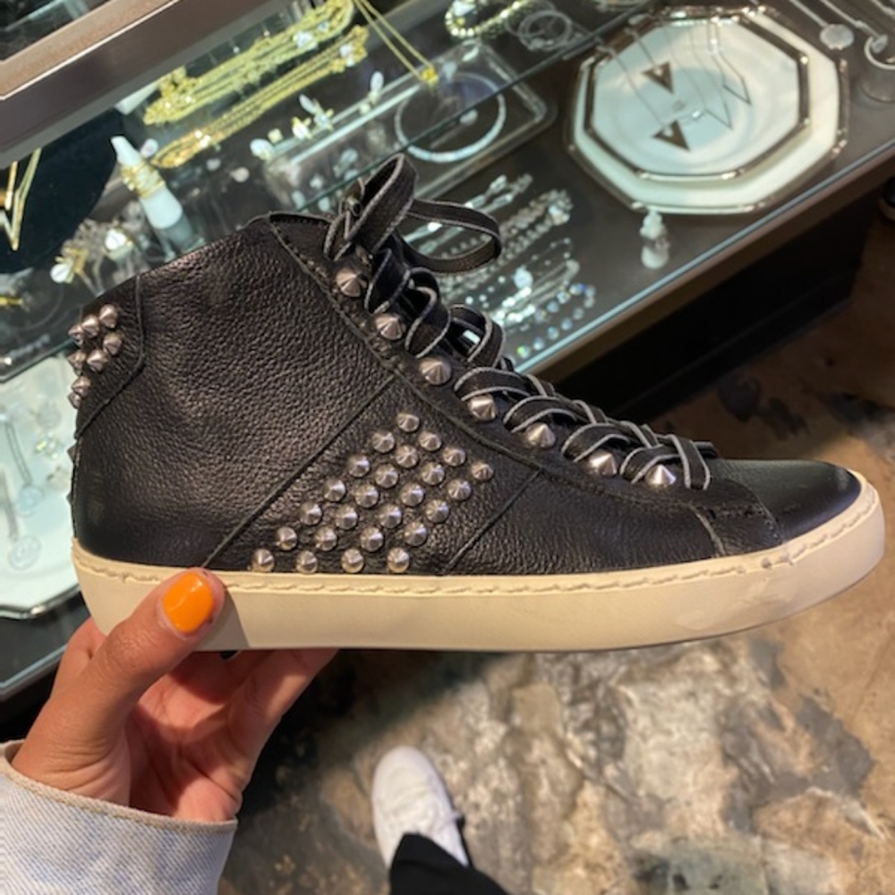 Sz 35 NIB $395 Leather Crown sneakers